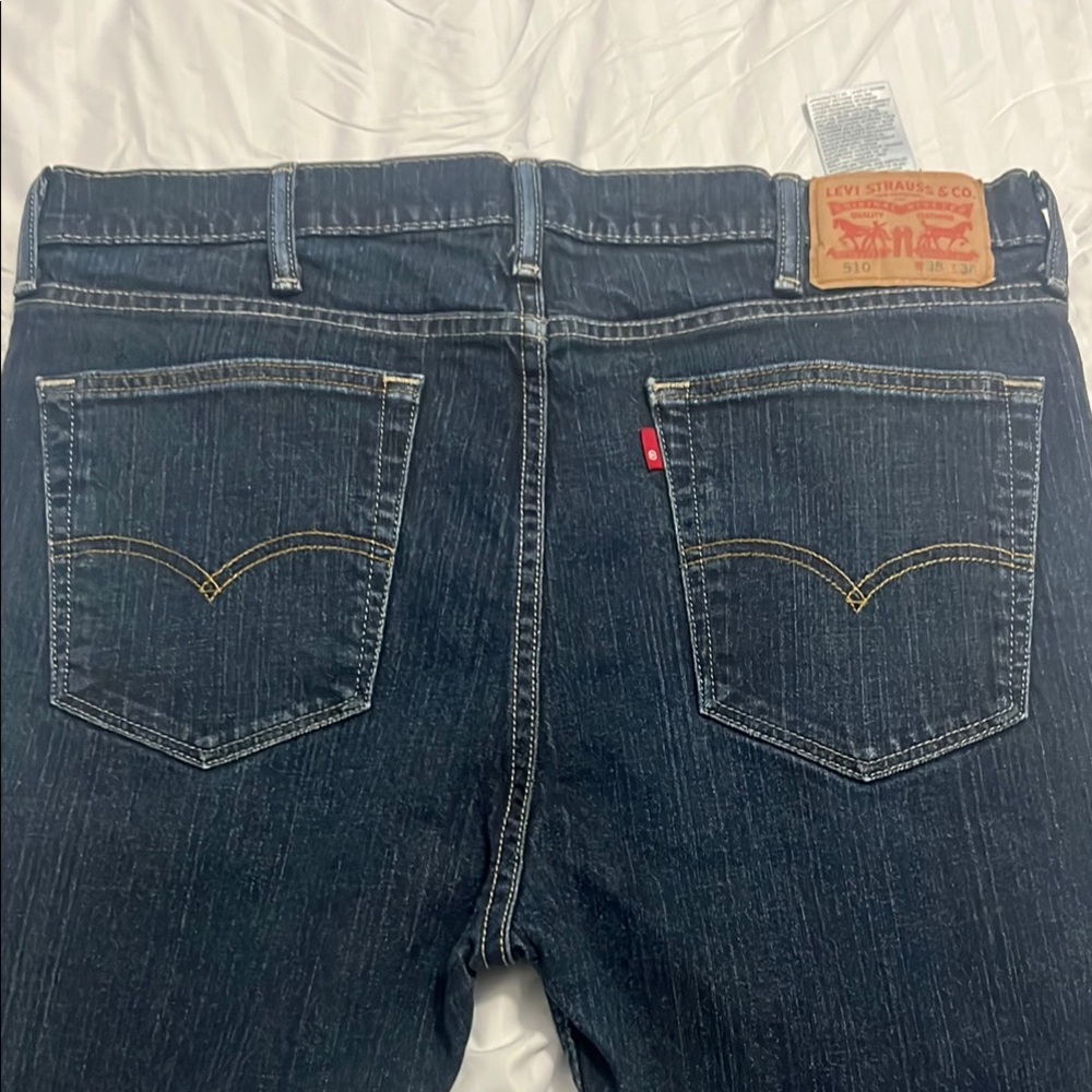 Levi's Blue Relaxed Fit Jeans with Classic Style
